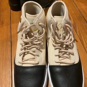 Jordan shoes size 7y